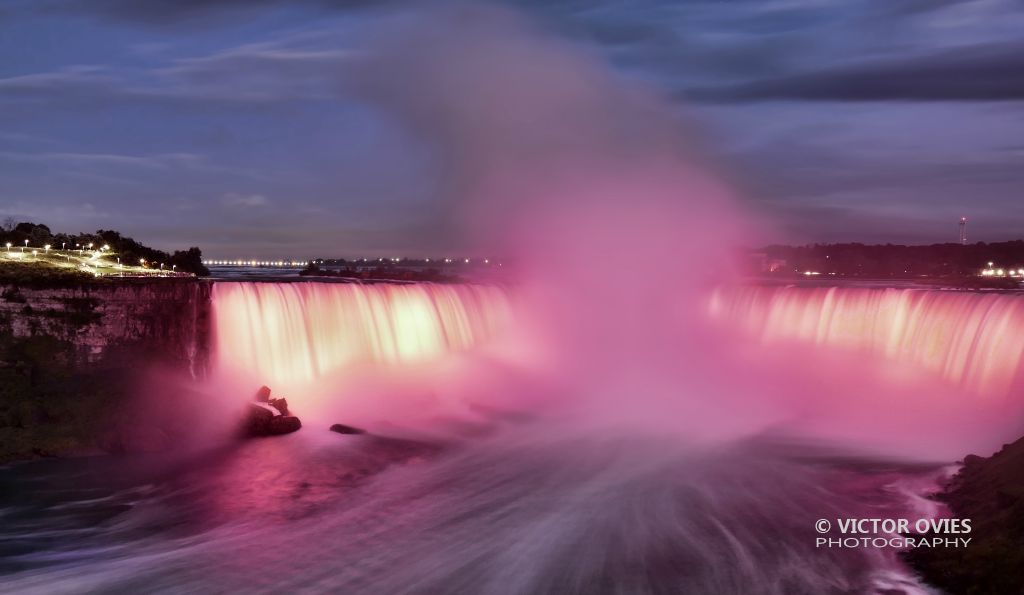 Niagara Falls - Twilight